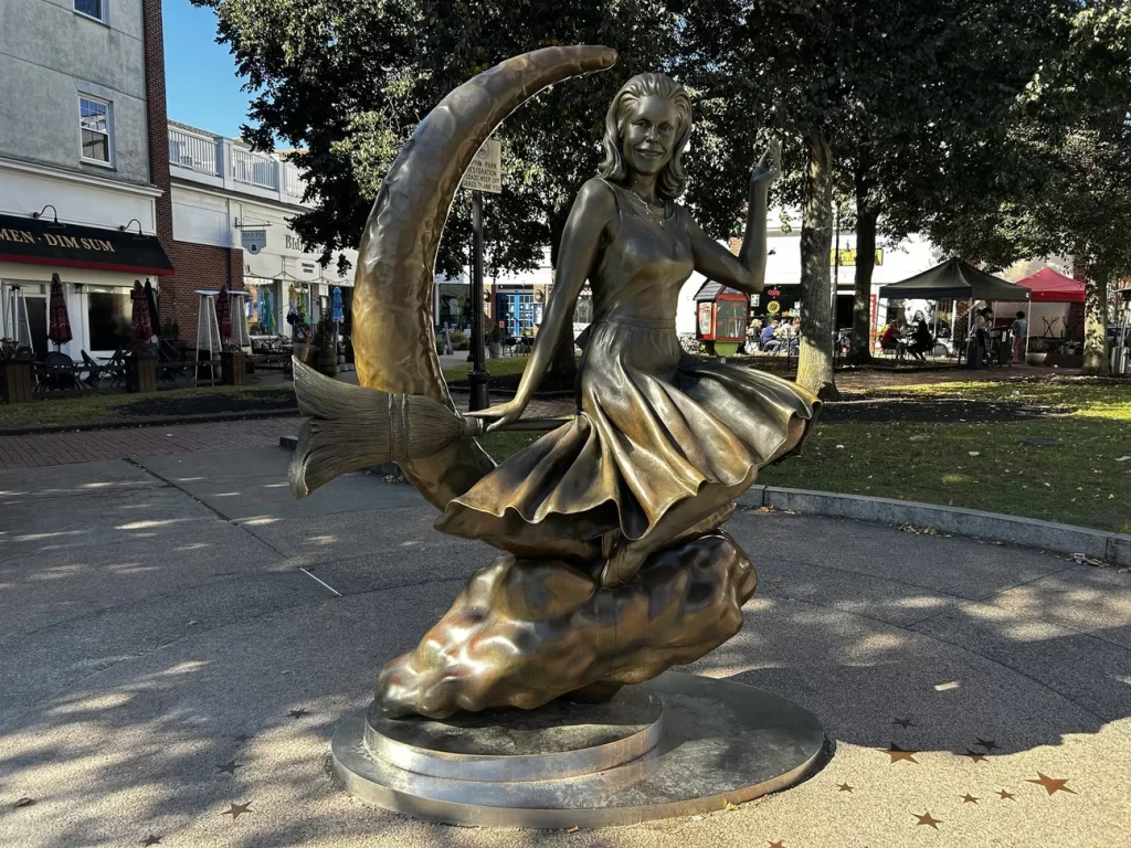 the bewitched statue in Salem